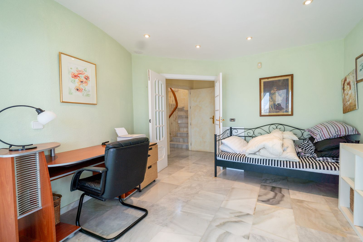 5 Bed Townhouse for sale in Mijas Costa Costa Del Sol, Málaga, Spain