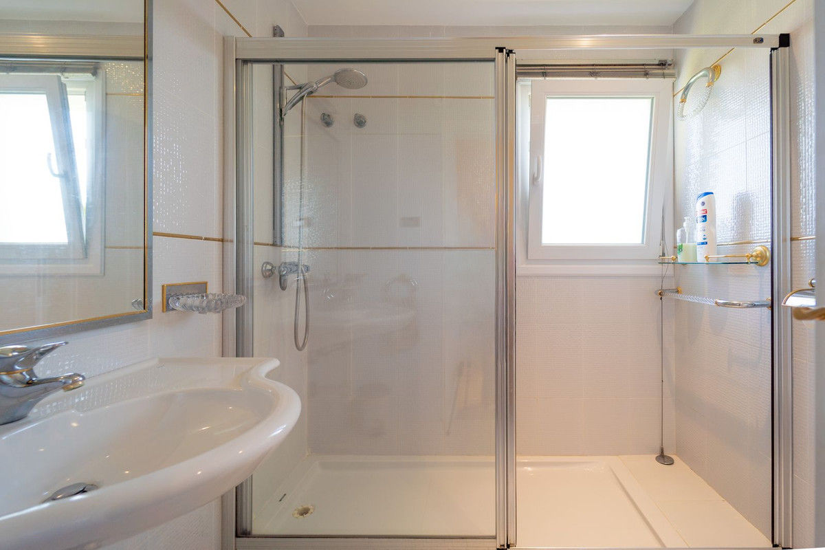 5 Bed Townhouse for sale in Mijas Costa Costa Del Sol, Málaga, Spain