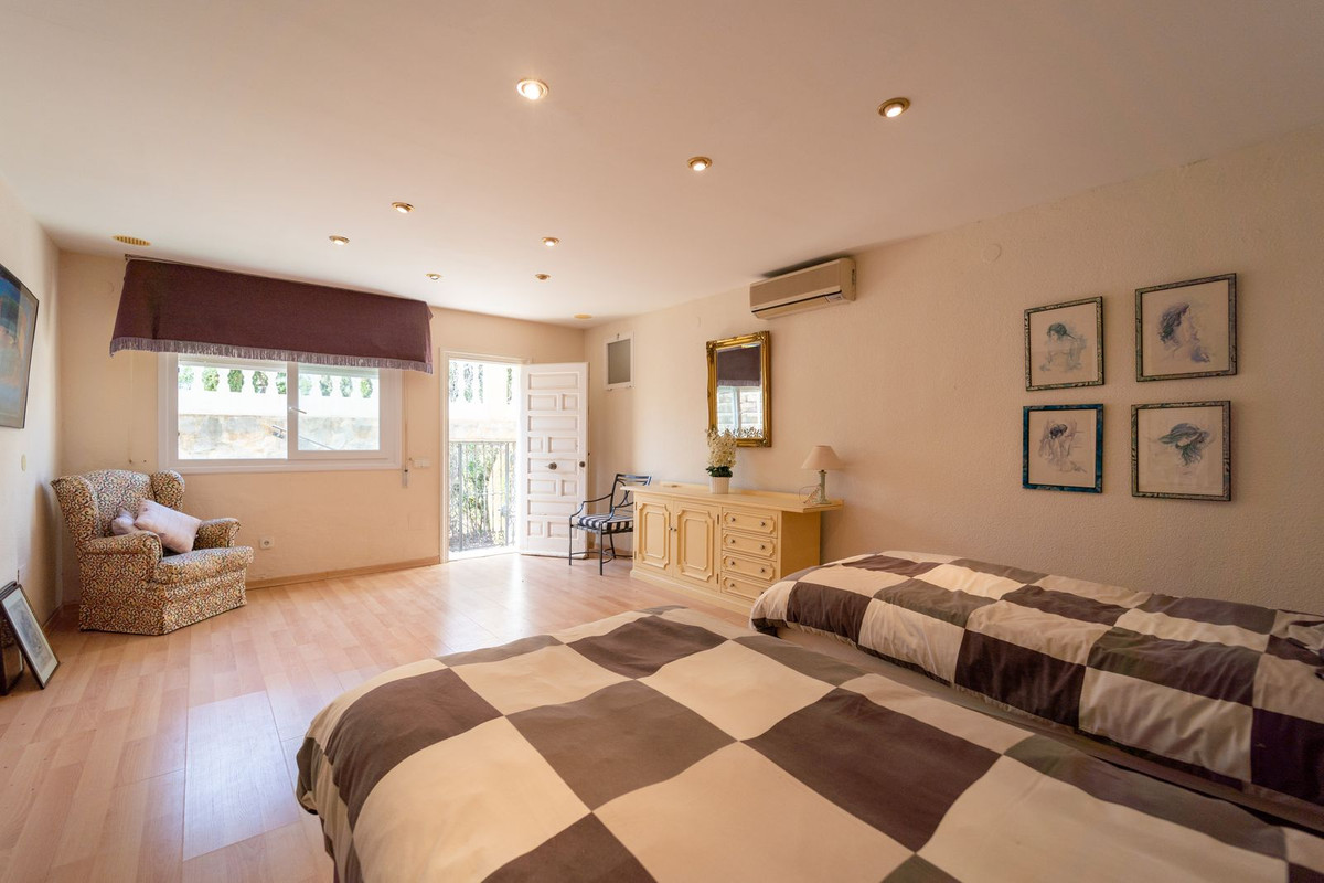5 Bed Townhouse for sale in Mijas Costa Costa Del Sol, Málaga, Spain