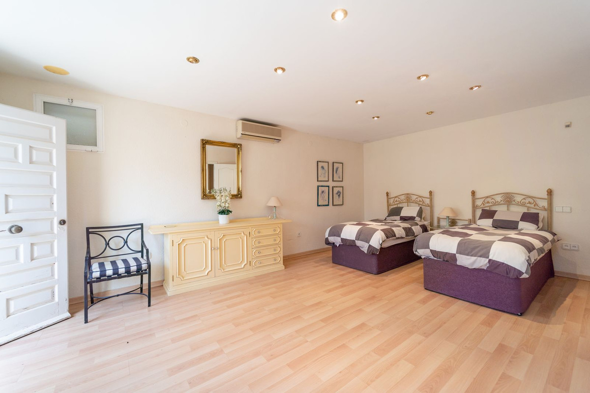 5 Bed Townhouse for sale in Mijas Costa Costa Del Sol, Málaga, Spain