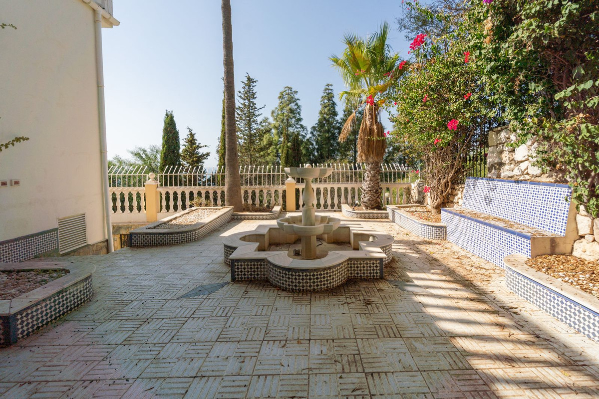 5 Bed Townhouse for sale in Mijas Costa Costa Del Sol, Málaga, Spain