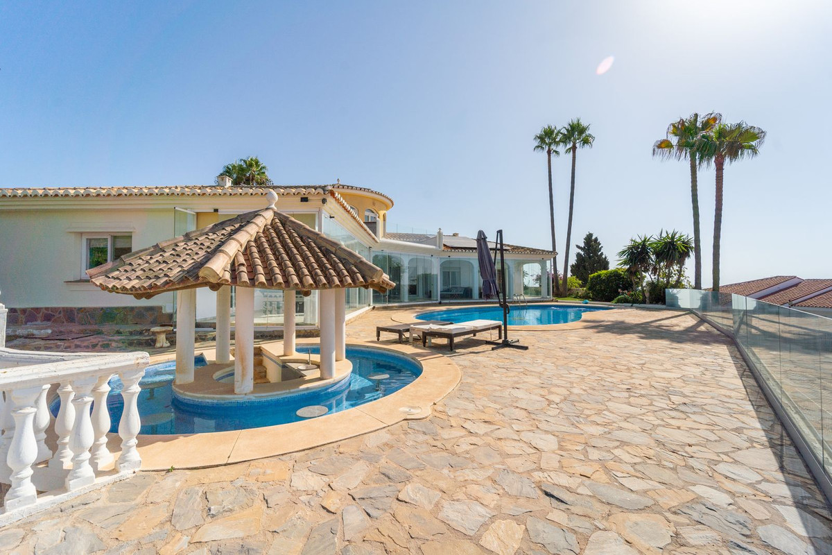 5 Bed Townhouse for sale in Mijas Costa Costa Del Sol, Málaga, Spain