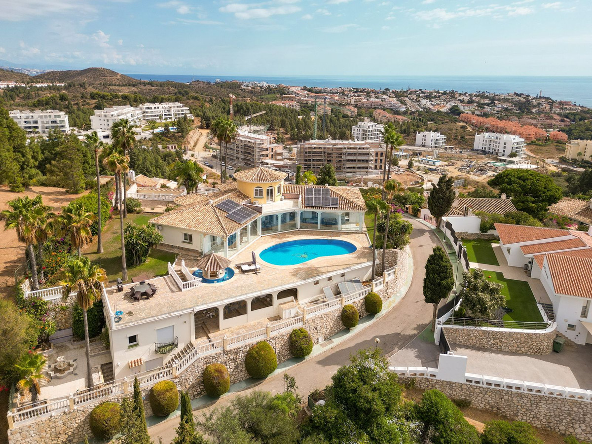 5 Bed Townhouse for sale in Mijas Costa Costa Del Sol, Málaga, Spain