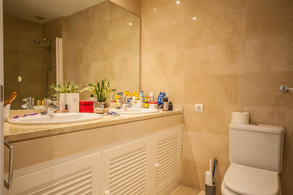 2 Bed Apartment for sale in Elviria Costa Del Sol, Málaga, Spain