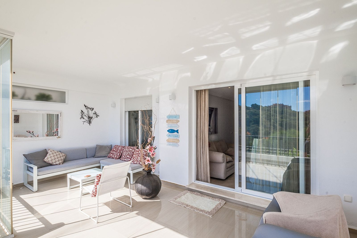 2 Bed Apartment for sale in Elviria Costa Del Sol, Málaga, Spain
