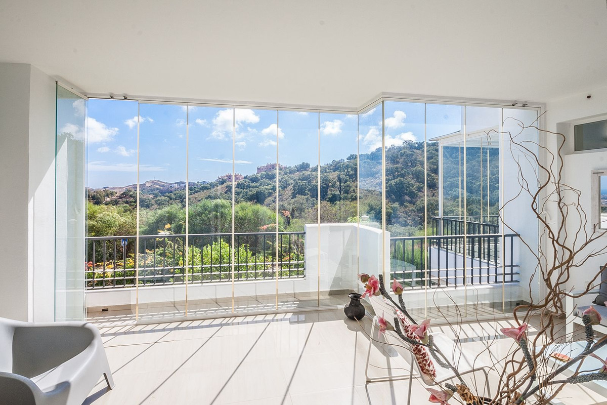 2 Bed Apartment for sale in Elviria Costa Del Sol, Málaga, Spain