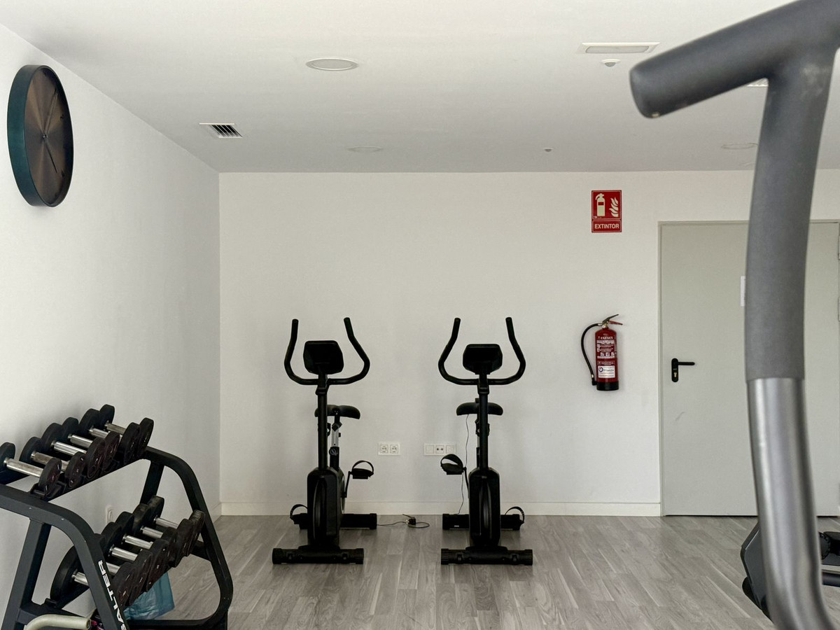 3 Bed Apartment for sale in La Quinta Costa Del Sol, Málaga, Spain