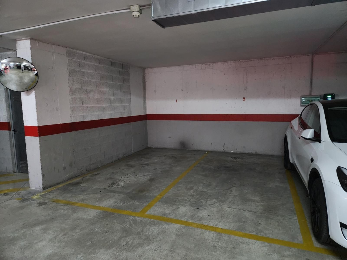 3 Bed Apartment for sale in Teatinos Málaga Ciudad, Málaga, Spain