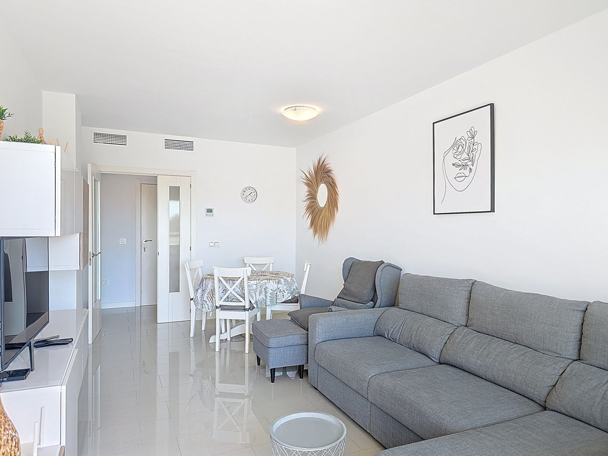 2 Bed Apartment for sale in Torre Del Mar Costa Del Sol East, Málaga, Spain