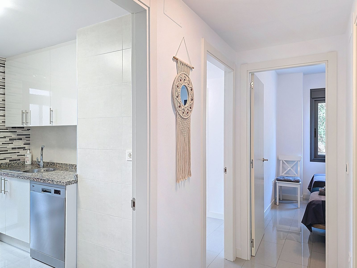2 Bed Apartment for sale in Torre Del Mar Costa Del Sol East, Málaga, Spain