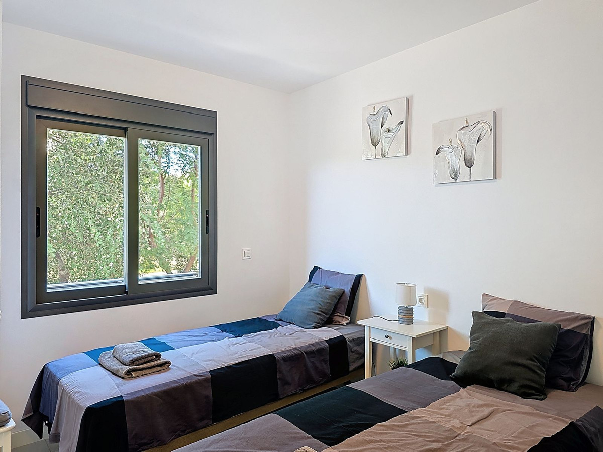2 Bed Apartment for sale in Torre Del Mar Costa Del Sol East, Málaga, Spain