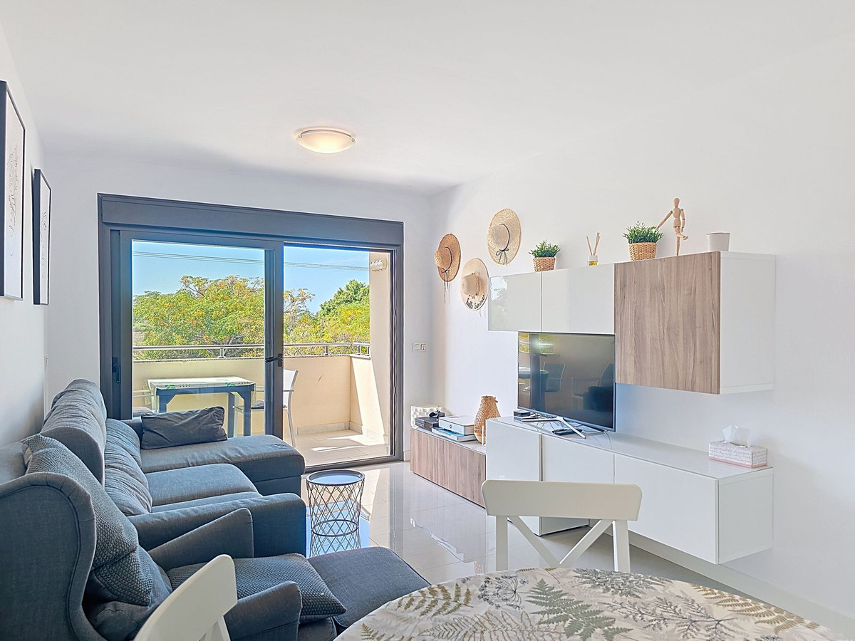2 Bed Apartment for sale in Torre Del Mar Costa Del Sol East, Málaga, Spain
