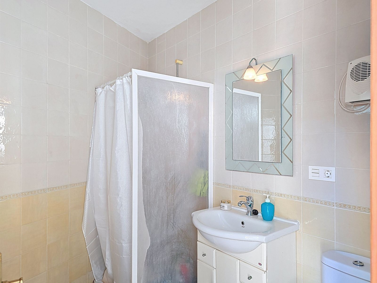 Se vende Adosada de 2 dormitorios en Costa Del Sol East, Málaga, España