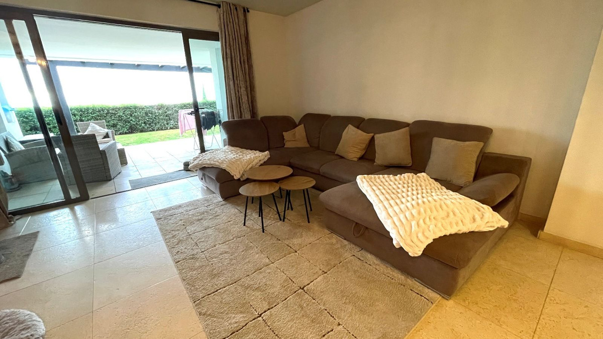 Se vende Apartamento Planta Baja de 2 dormitorios en Costa Del Sol, Málaga, España