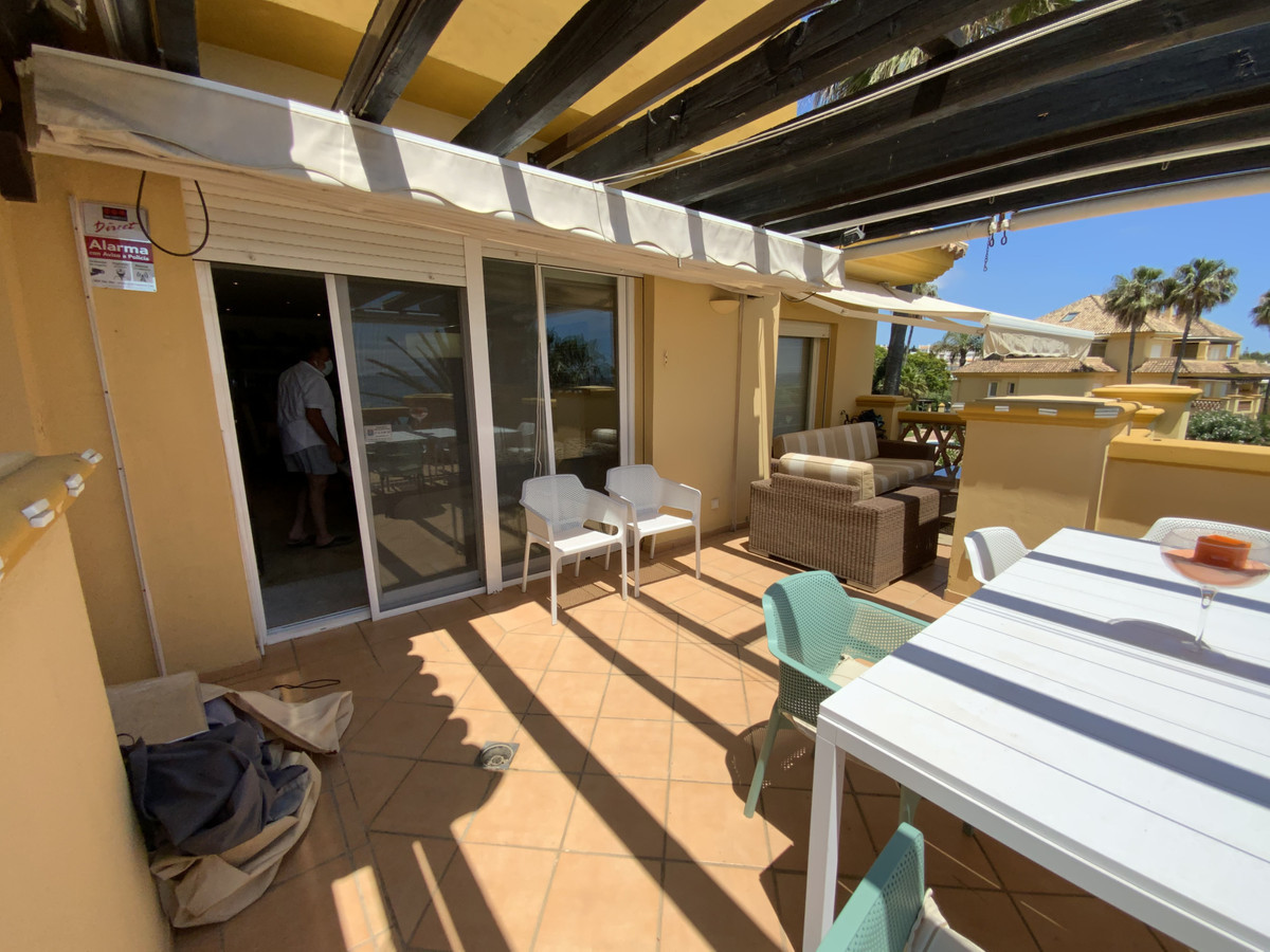 Se vende Apartamento Planta Media de 3 dormitorios en Costa Del Sol, Málaga, España