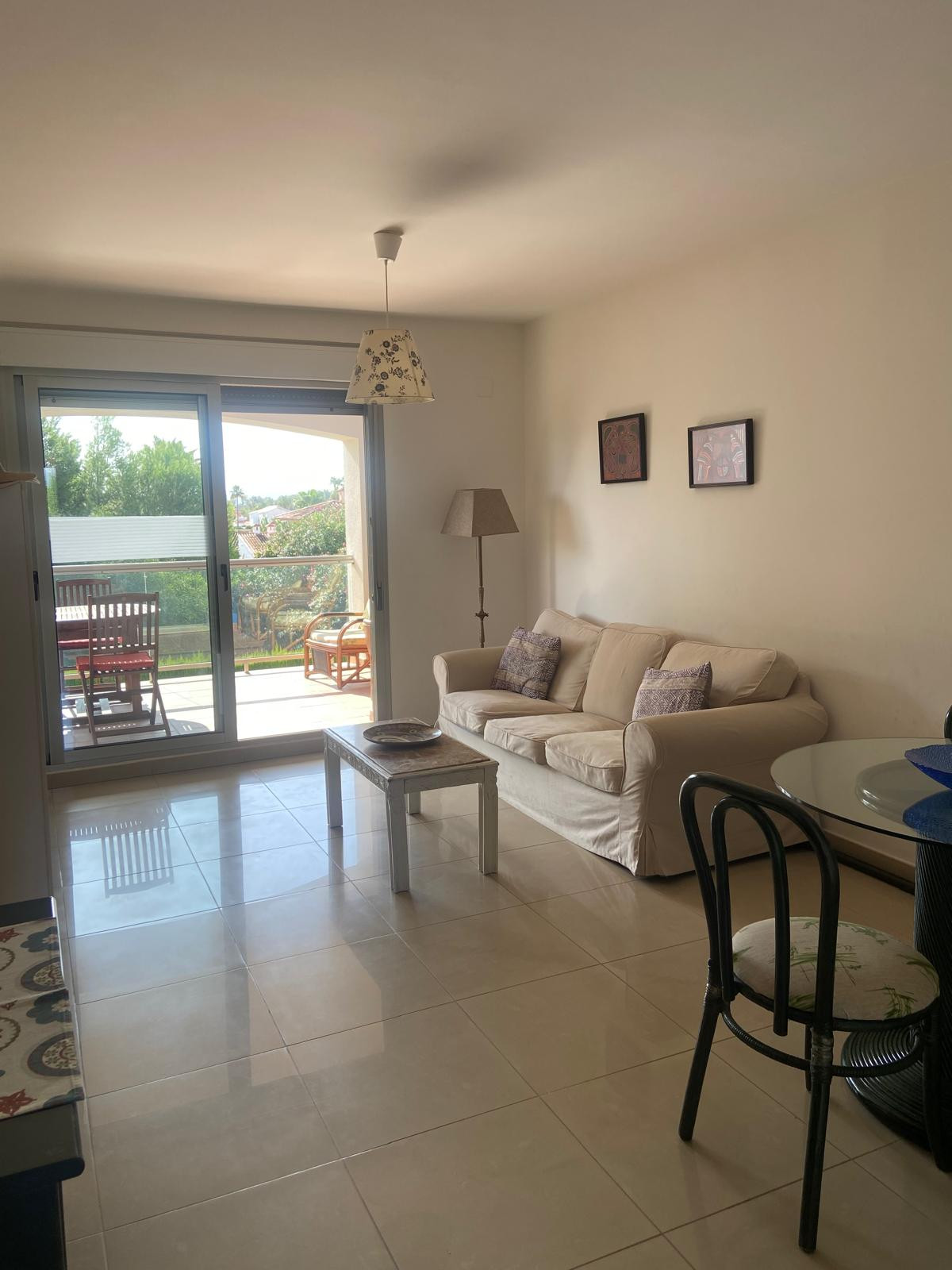 Se vende Apartamento Planta Media de 2 dormitorios en Costa Blanca, Alicante, España