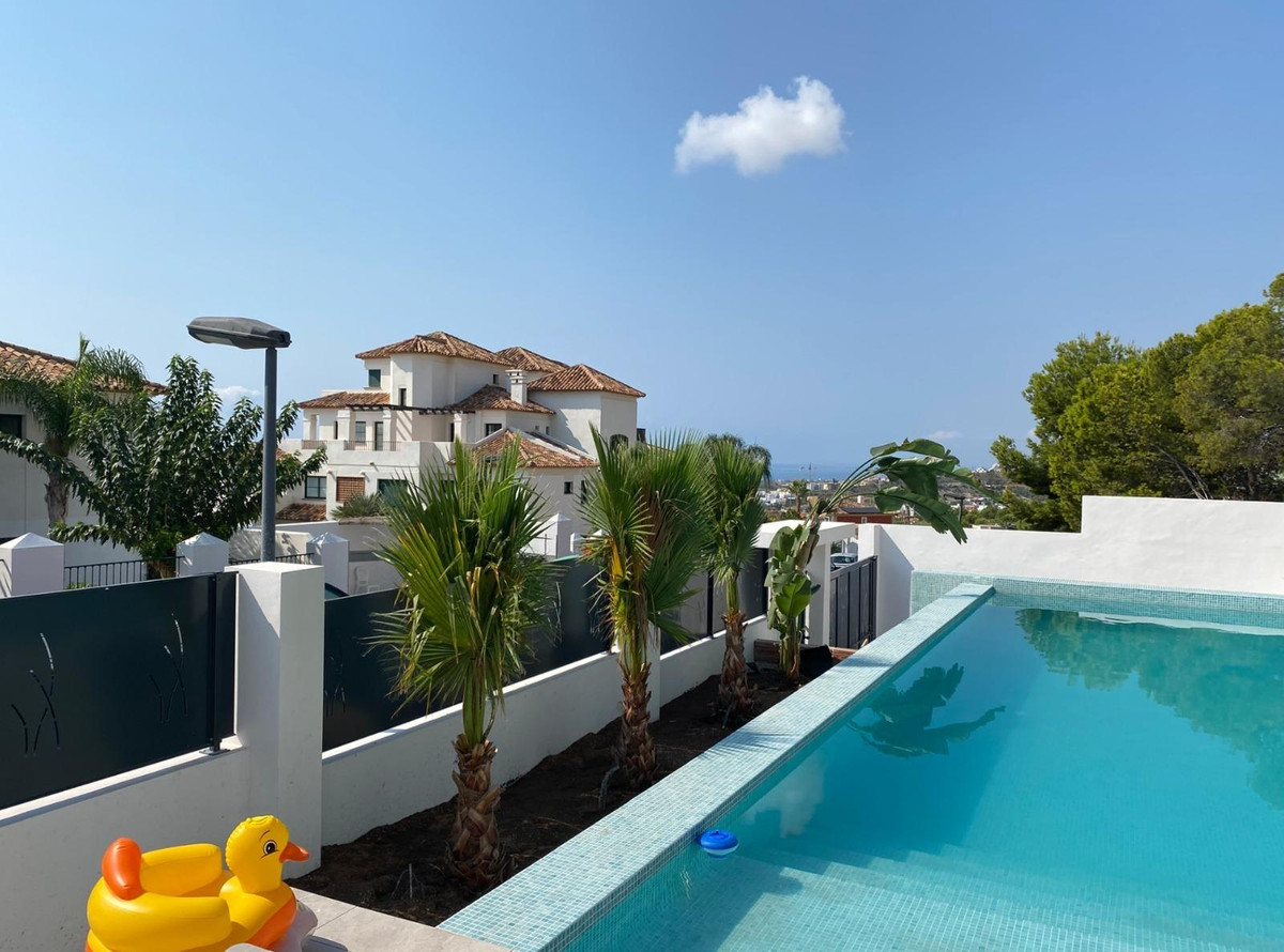 6 Bed Townhouse for sale in Finestrat Costa Blanca, Alicante, Spain
