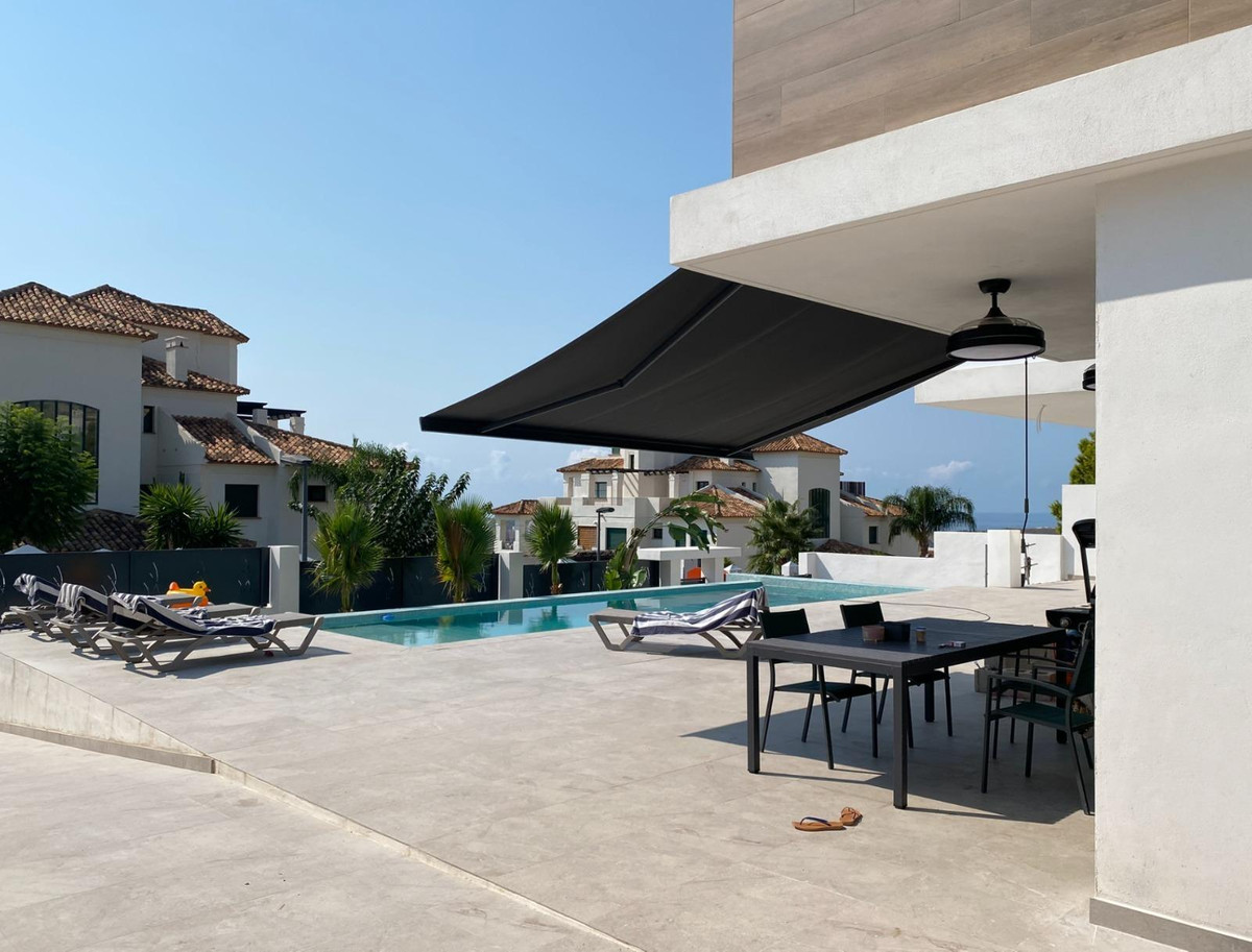 6 Bed Townhouse for sale in Finestrat Costa Blanca, Alicante, Spain