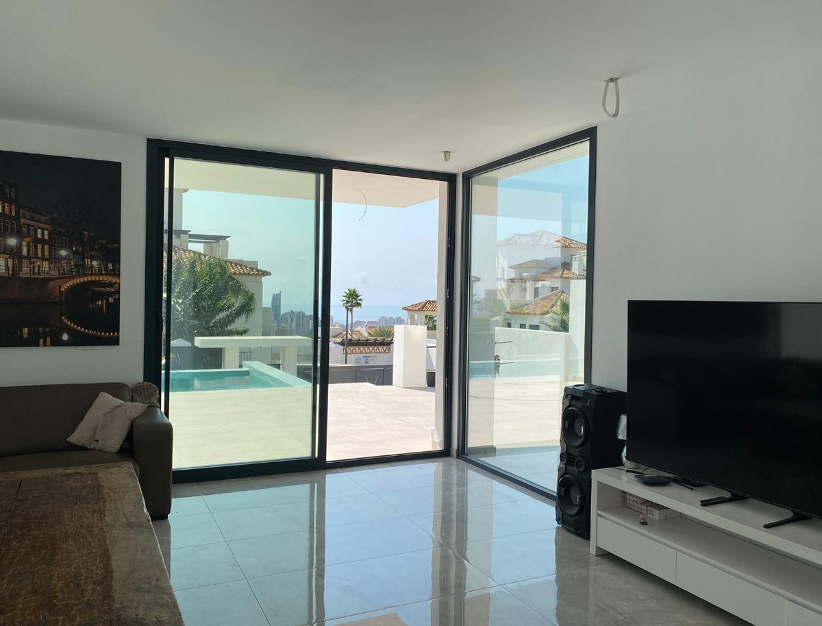 6 Bed Townhouse for sale in Finestrat Costa Blanca, Alicante, Spain
