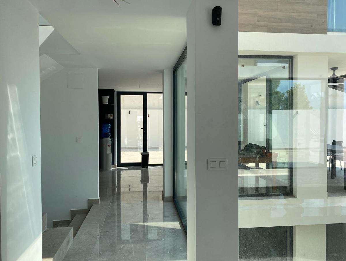 6 Bed Townhouse for sale in Finestrat Costa Blanca, Alicante, Spain