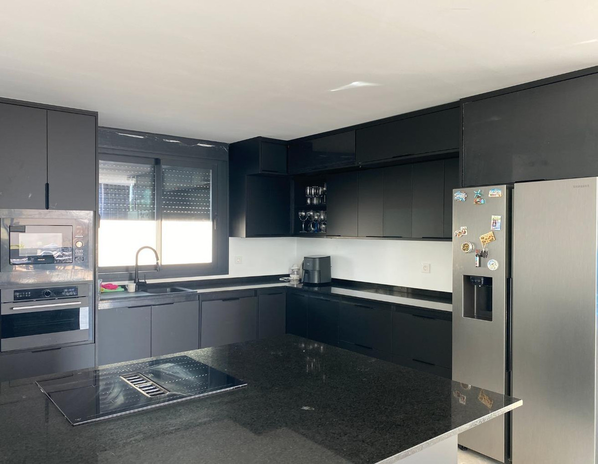 6 Bed Townhouse for sale in Finestrat Costa Blanca, Alicante, Spain