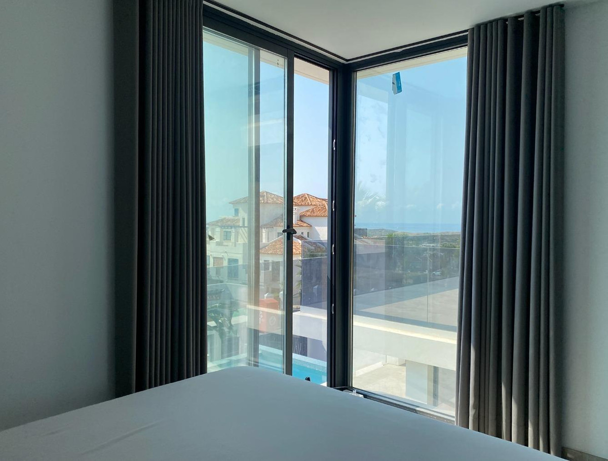 6 Bed Townhouse for sale in Finestrat Costa Blanca, Alicante, Spain