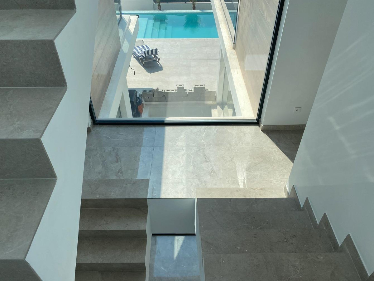 6 Bed Townhouse for sale in Finestrat Costa Blanca, Alicante, Spain