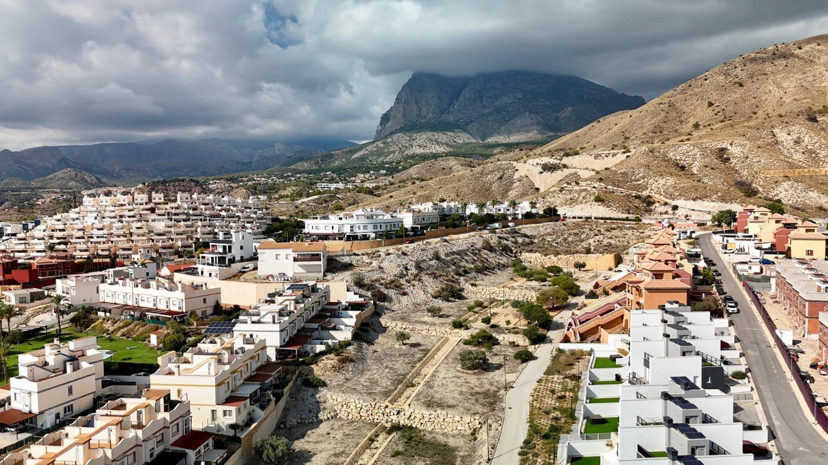 2 Bed Townhouse for sale in Finestrat Costa Blanca, Alicante, Spain