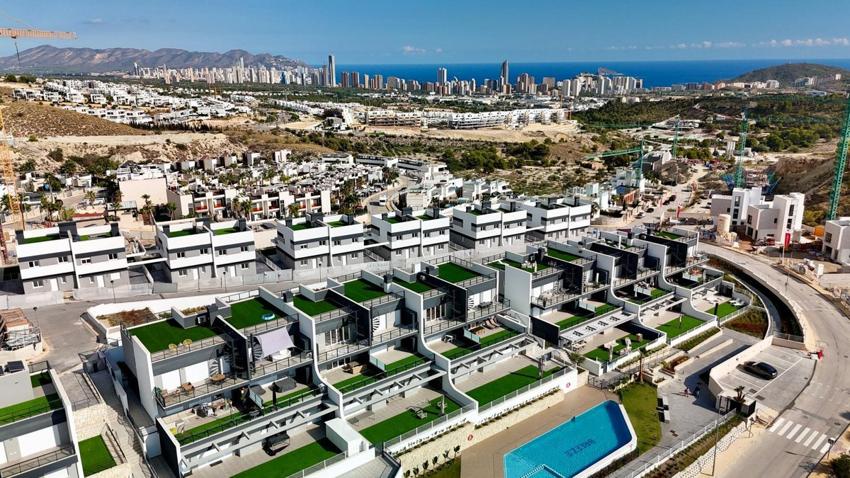 2 Bed Townhouse for sale in Finestrat Costa Blanca, Alicante, Spain