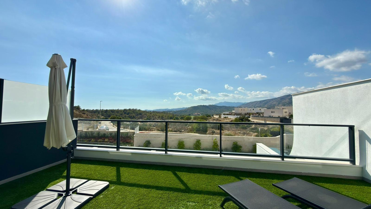 2 Bed Townhouse for sale in Finestrat Costa Blanca, Alicante, Spain