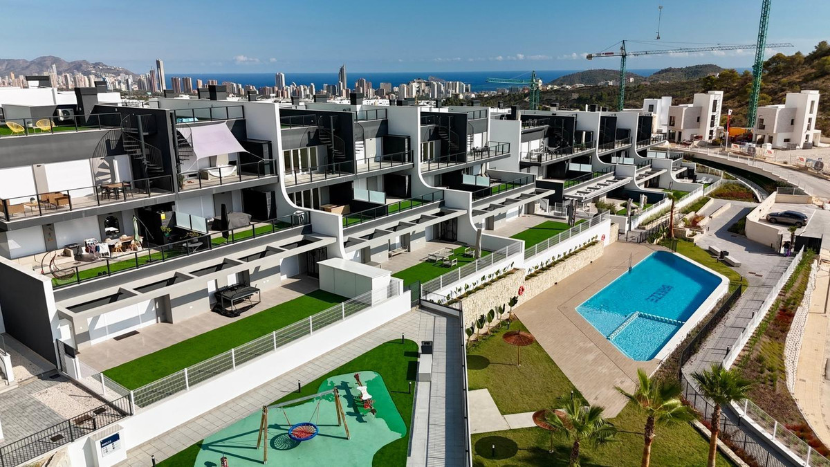 2 Bed Townhouse for sale in Finestrat Costa Blanca, Alicante, Spain