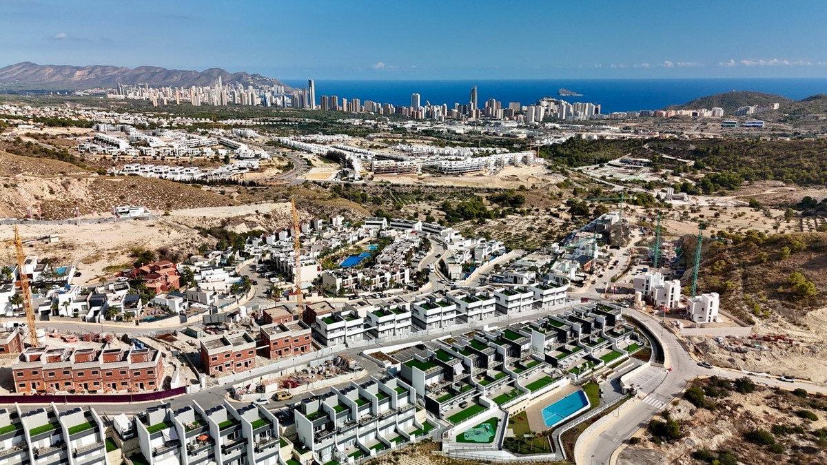 2 Bed Townhouse for sale in Finestrat Costa Blanca, Alicante, Spain