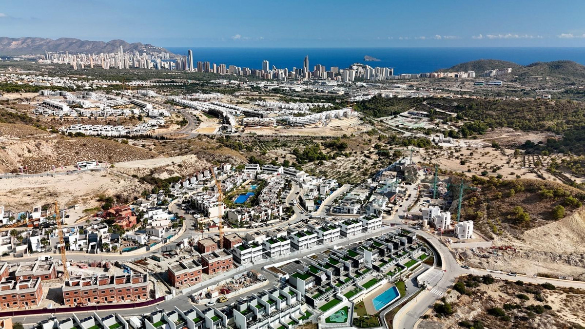 2 Bed Townhouse for sale in Finestrat Costa Blanca, Alicante, Spain