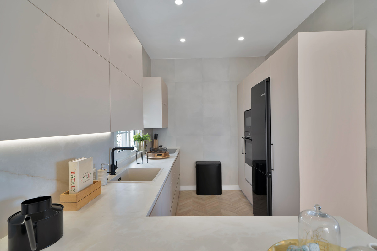 5 Bed Townhouse for sale in Marbella Costa Del Sol, Málaga, Spain