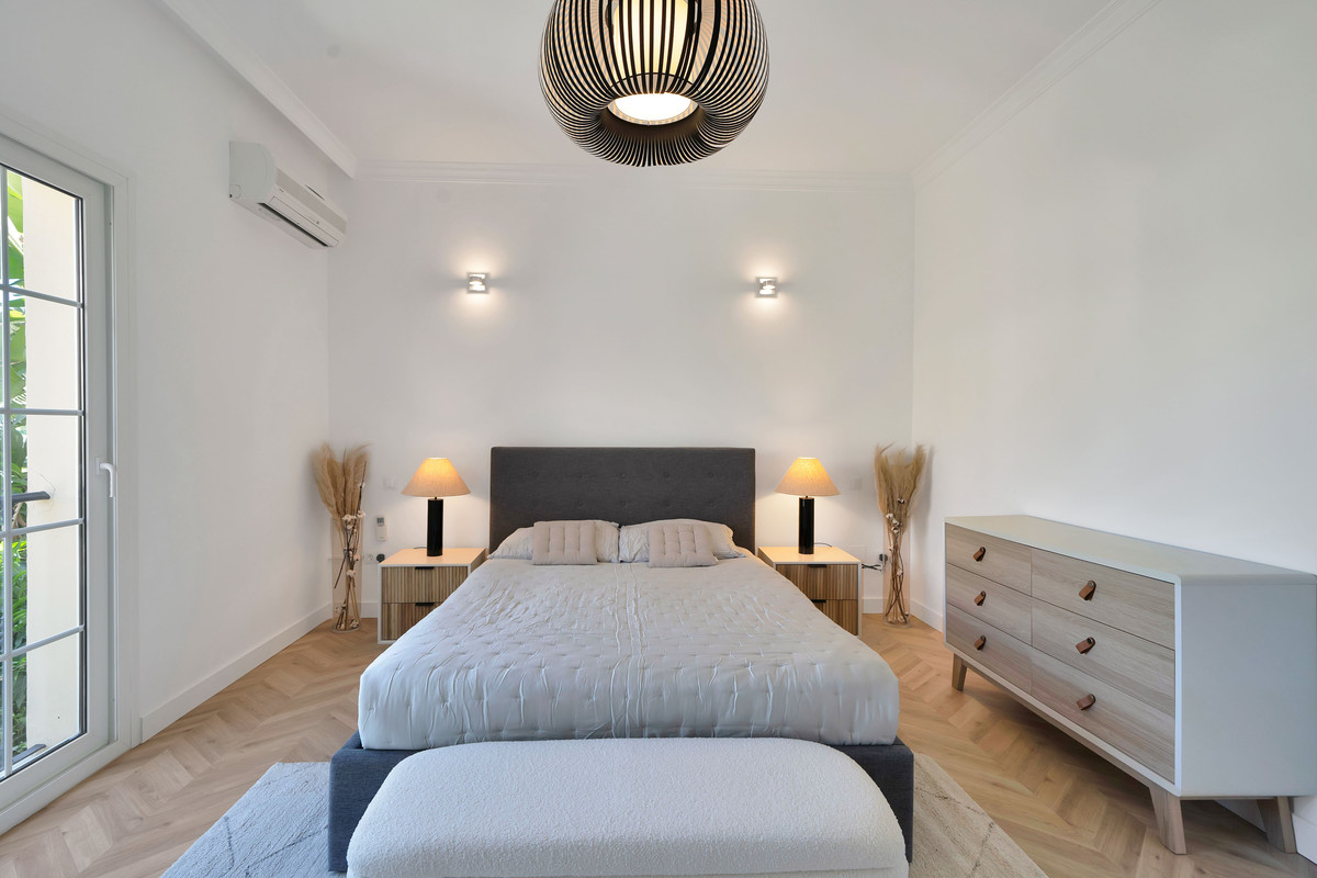 5 Bed Townhouse for sale in Marbella Costa Del Sol, Málaga, Spain