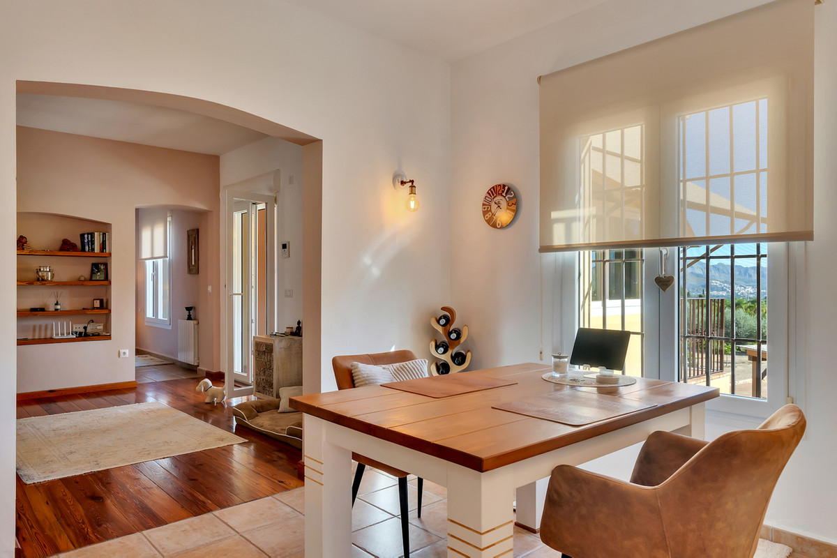 4 Bed Townhouse for sale in Orba Costa Blanca, Alicante, Spain