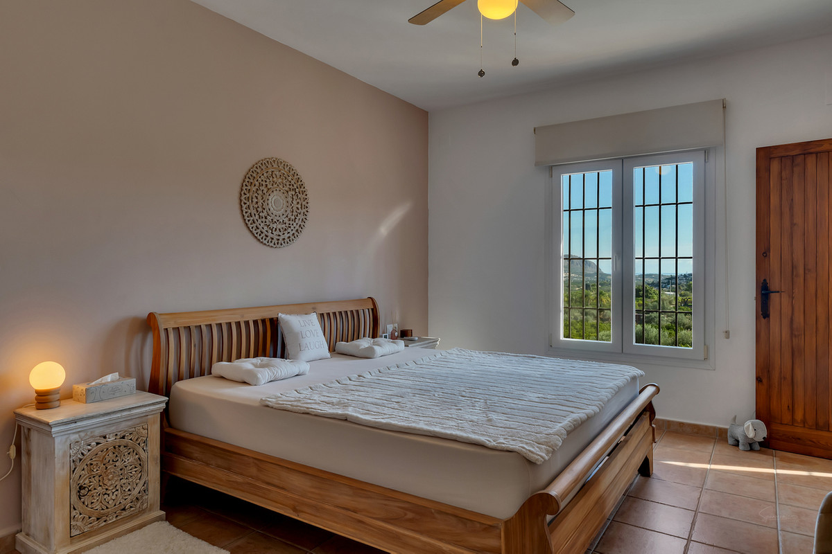 4 Bed Townhouse for sale in Orba Costa Blanca, Alicante, Spain