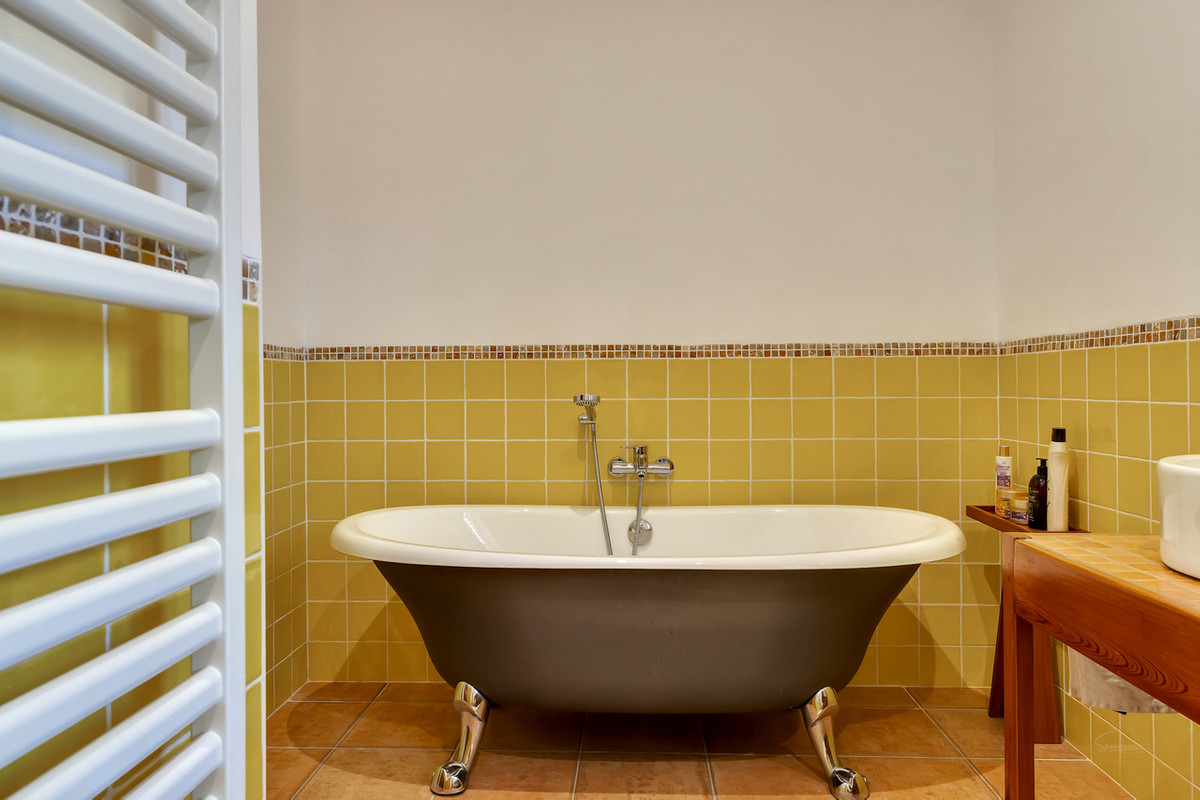 4 Bed Townhouse for sale in Orba Costa Blanca, Alicante, Spain
