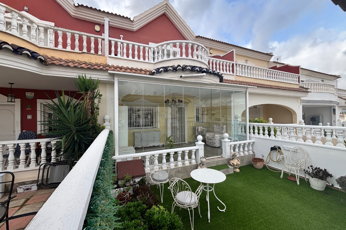 2 Bed Townhouse for sale in Benijofar Costa Blanca, Alicante, Spain