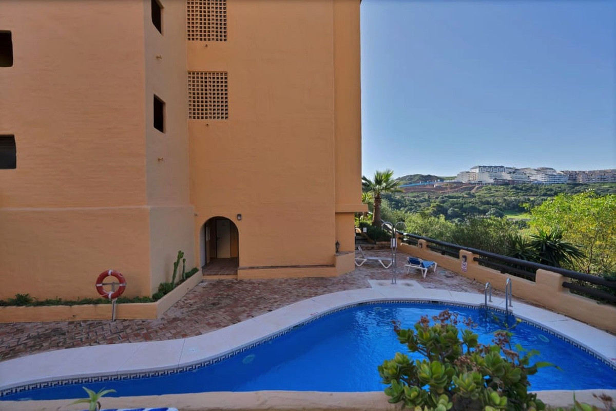 3 Bed Apartment for sale in San Luis De Sabinillas Costa Del Sol, Málaga, Spain