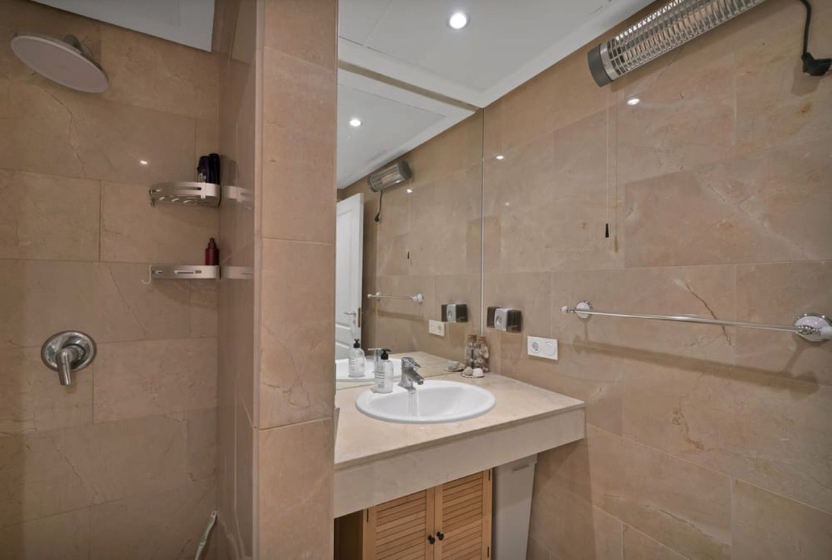 3 Bed Apartment for sale in San Luis De Sabinillas Costa Del Sol, Málaga, Spain