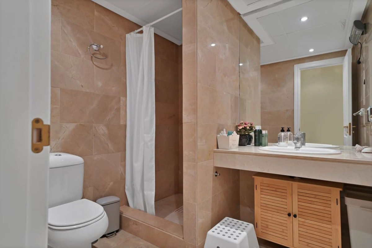 3 Bed Apartment for sale in San Luis De Sabinillas Costa Del Sol, Málaga, Spain