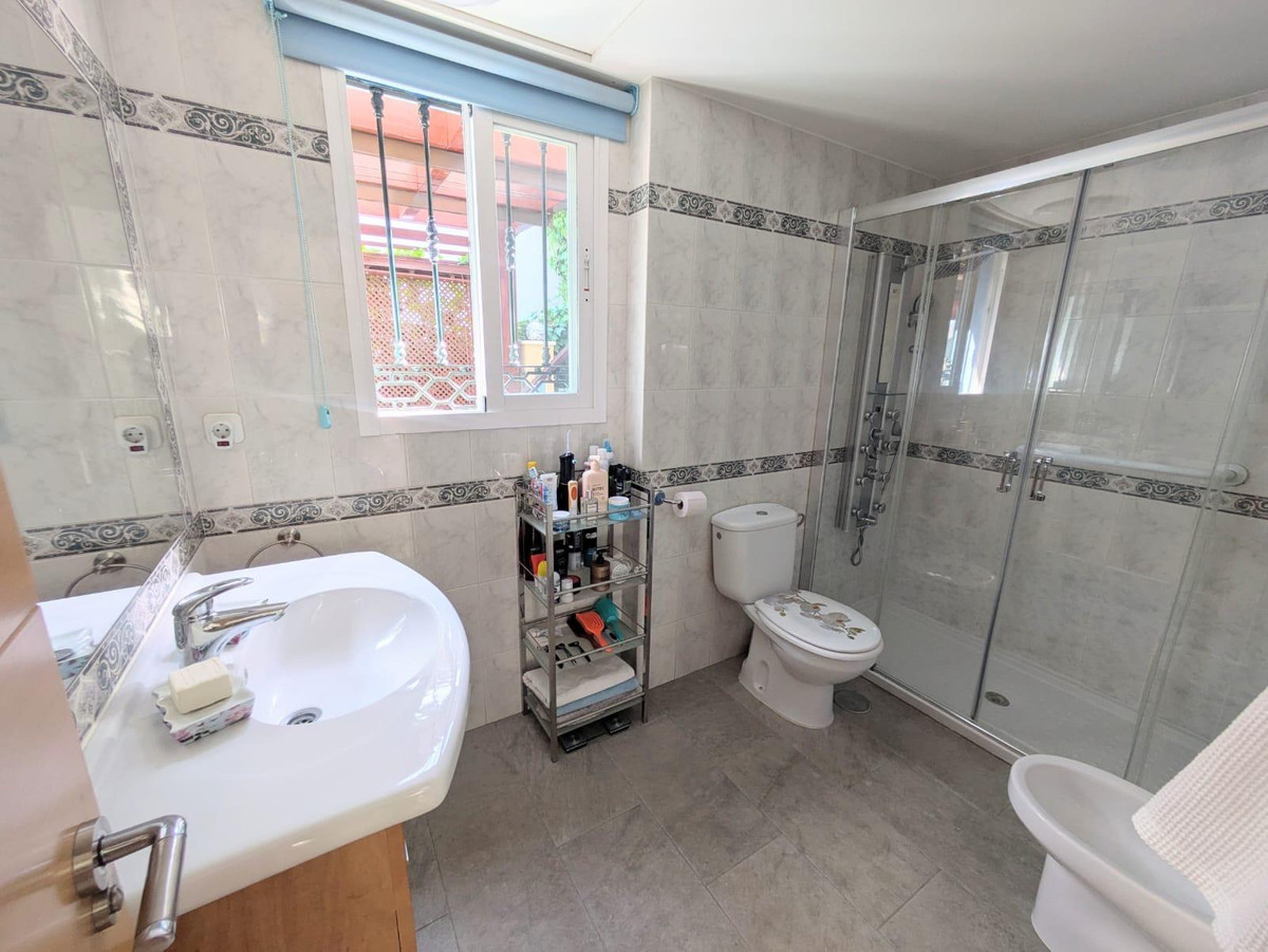 5 Bed Townhouse for sale in Málaga Costa Del Sol, Málaga, Spain