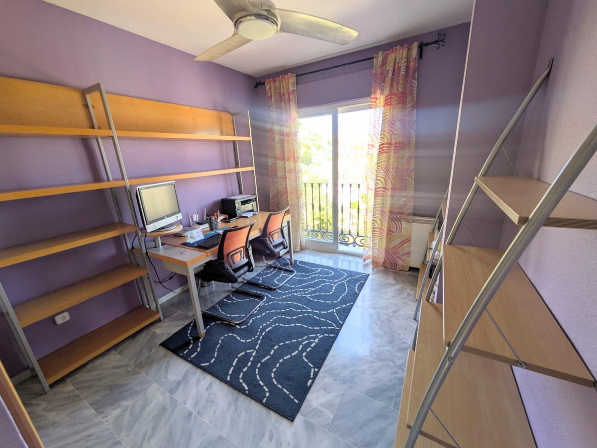 5 Bed Townhouse for sale in Málaga Costa Del Sol, Málaga, Spain