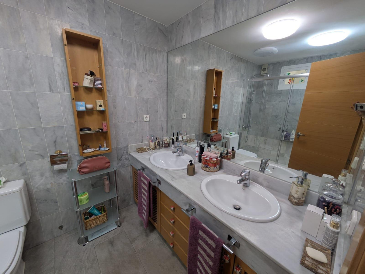 5 Bed Townhouse for sale in Málaga Costa Del Sol, Málaga, Spain