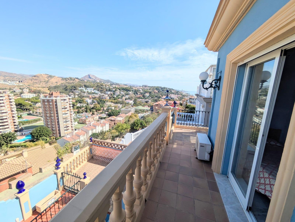 5 Bed Townhouse for sale in Málaga Costa Del Sol, Málaga, Spain