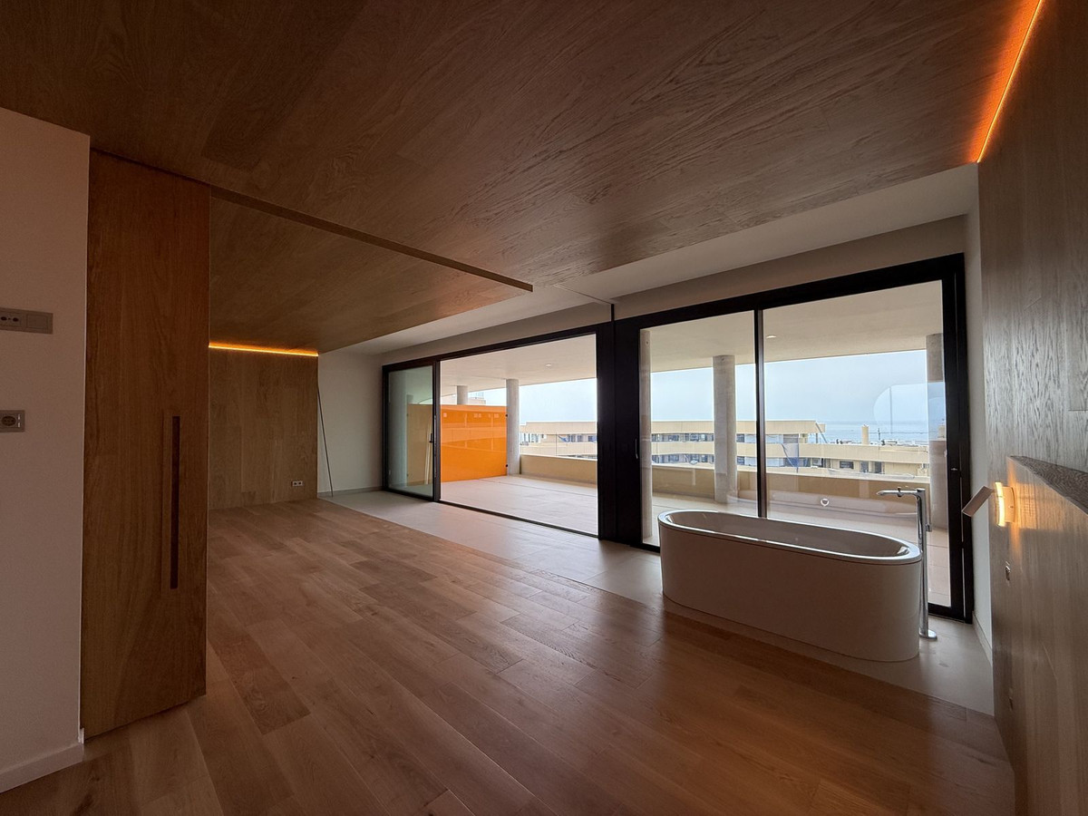 3 Bed Apartment for sale in Higueron Costa Del Sol, Málaga, Spain