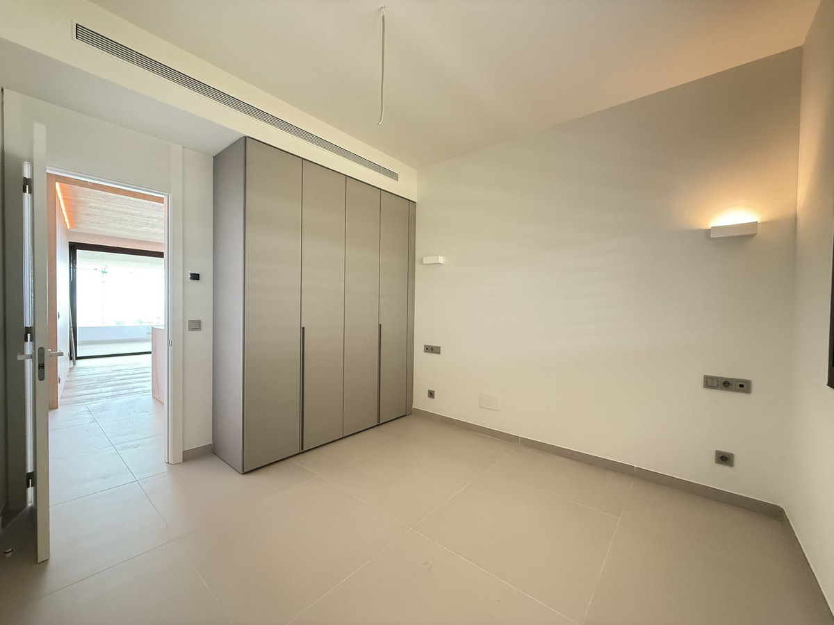 3 Bed Apartment for sale in Higueron Costa Del Sol, Málaga, Spain