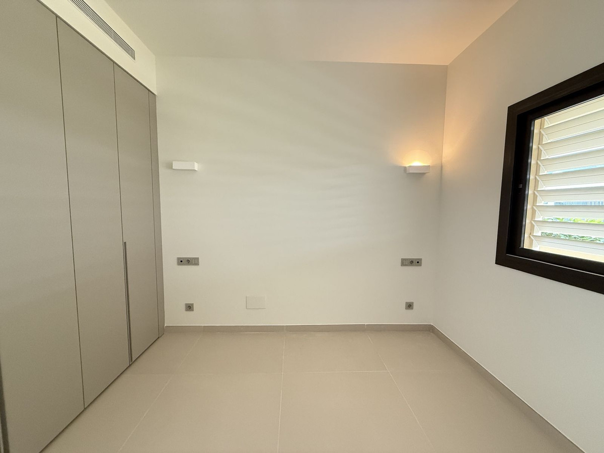 3 Bed Apartment for sale in Higueron Costa Del Sol, Málaga, Spain