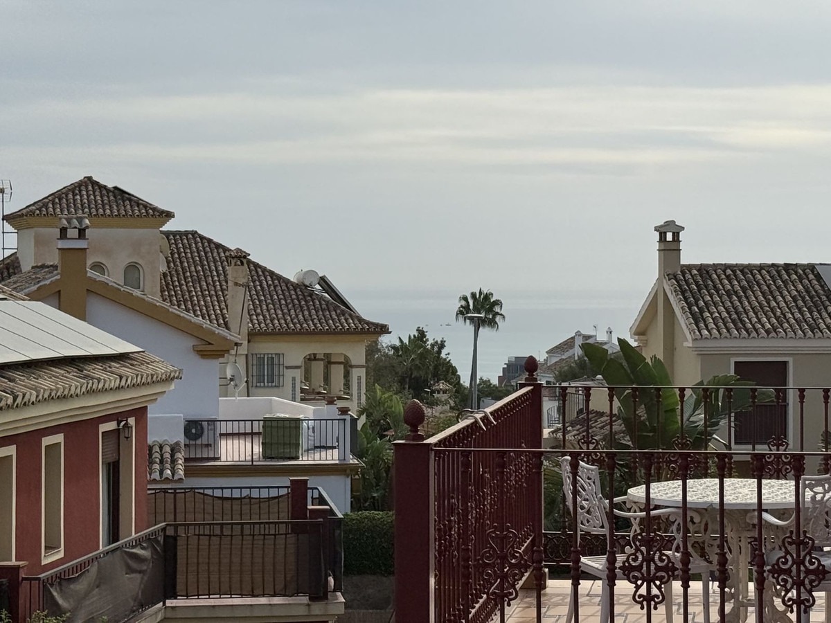 5 Bed Townhouse for sale in Benalmadena Costa Costa Del Sol, Málaga, Spain